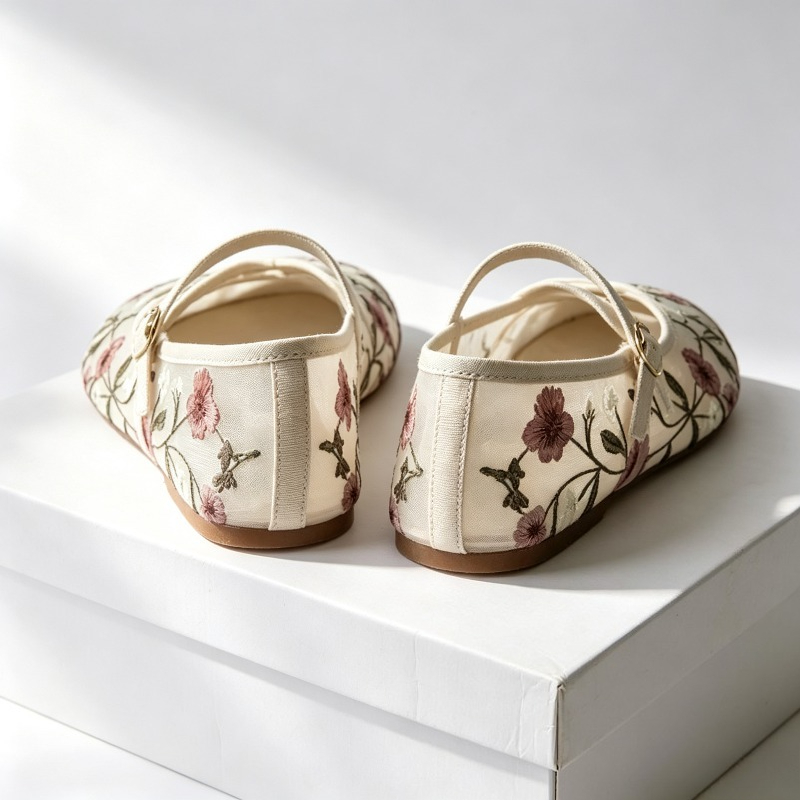 Mesh Embroidered Leisure Balle - Ethnic Fashion Brands 评论和价格