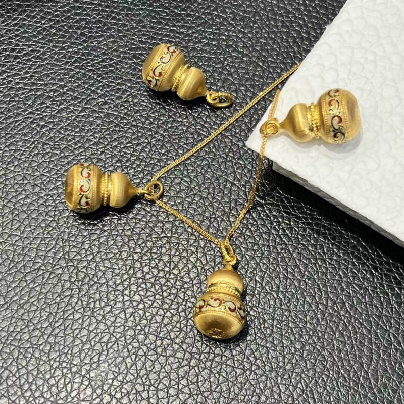 18K gold auspicious cloud gour - Ethnic Fashion Boutique 评论和价格