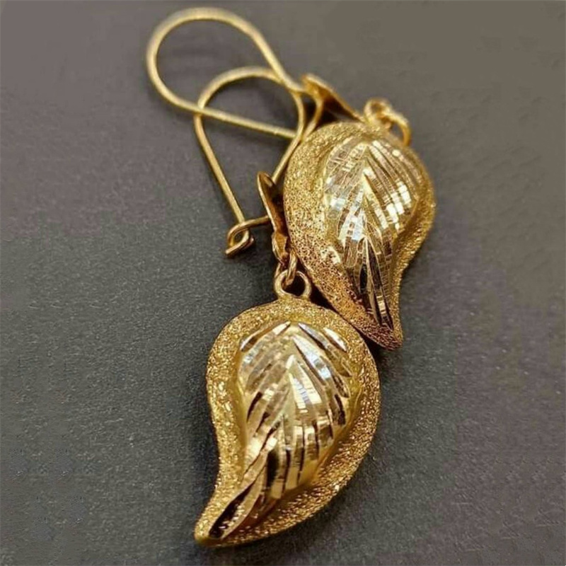 Ethnic Gold Color Dangle Women - Ethnic Fashion Wear For Women 评论和价格
